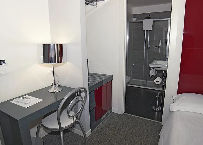 Leopardi 4* Pomigliano d'Arco