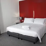Leopardi Hotell 4*