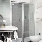 Hotell Leopardi Pomigliano d'Arco