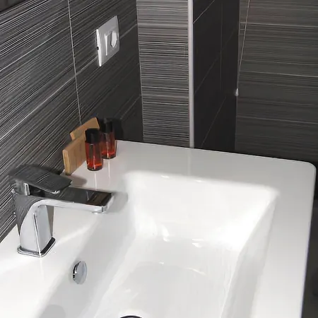 Leopardi 4* Pomigliano d'Arco