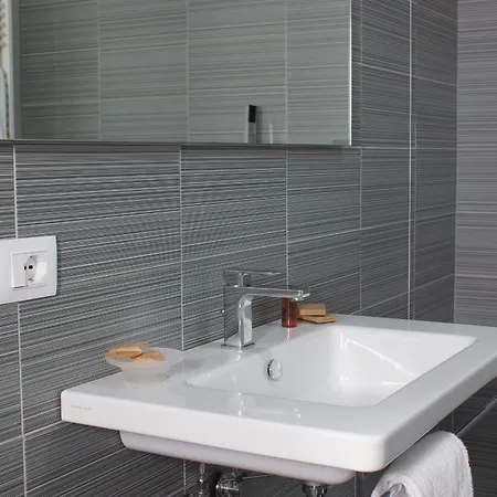 Hotel Leopardi 4*