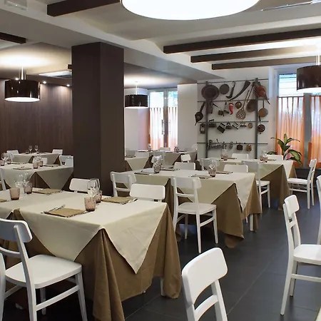 Hotel Leopardi Pomigliano d'Arco