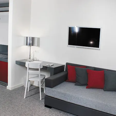 Hotel Leopardi 4*