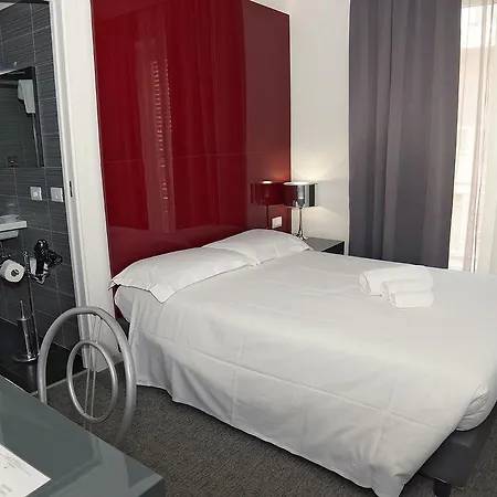 Leopardi Hotel 4*